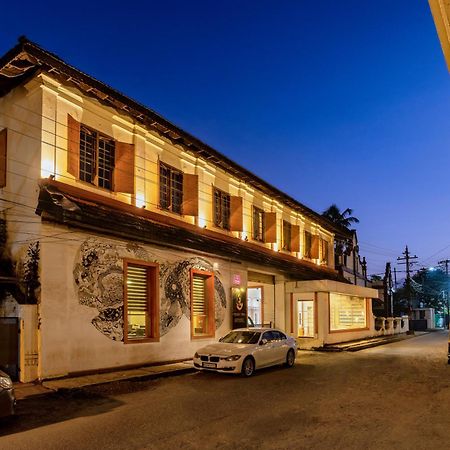 Presidency Artotel, Kochi Esterno foto