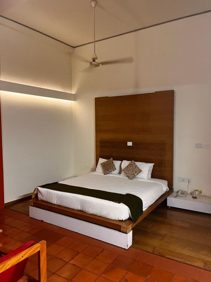 Presidency Artotel, Kochi Esterno foto
