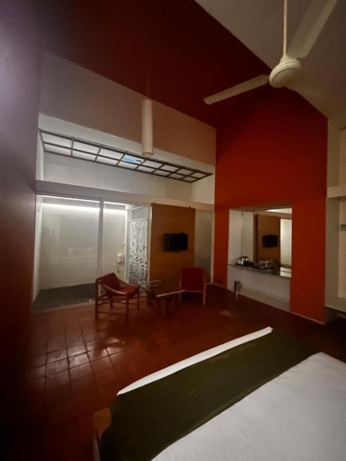 Presidency Artotel, Kochi Esterno foto