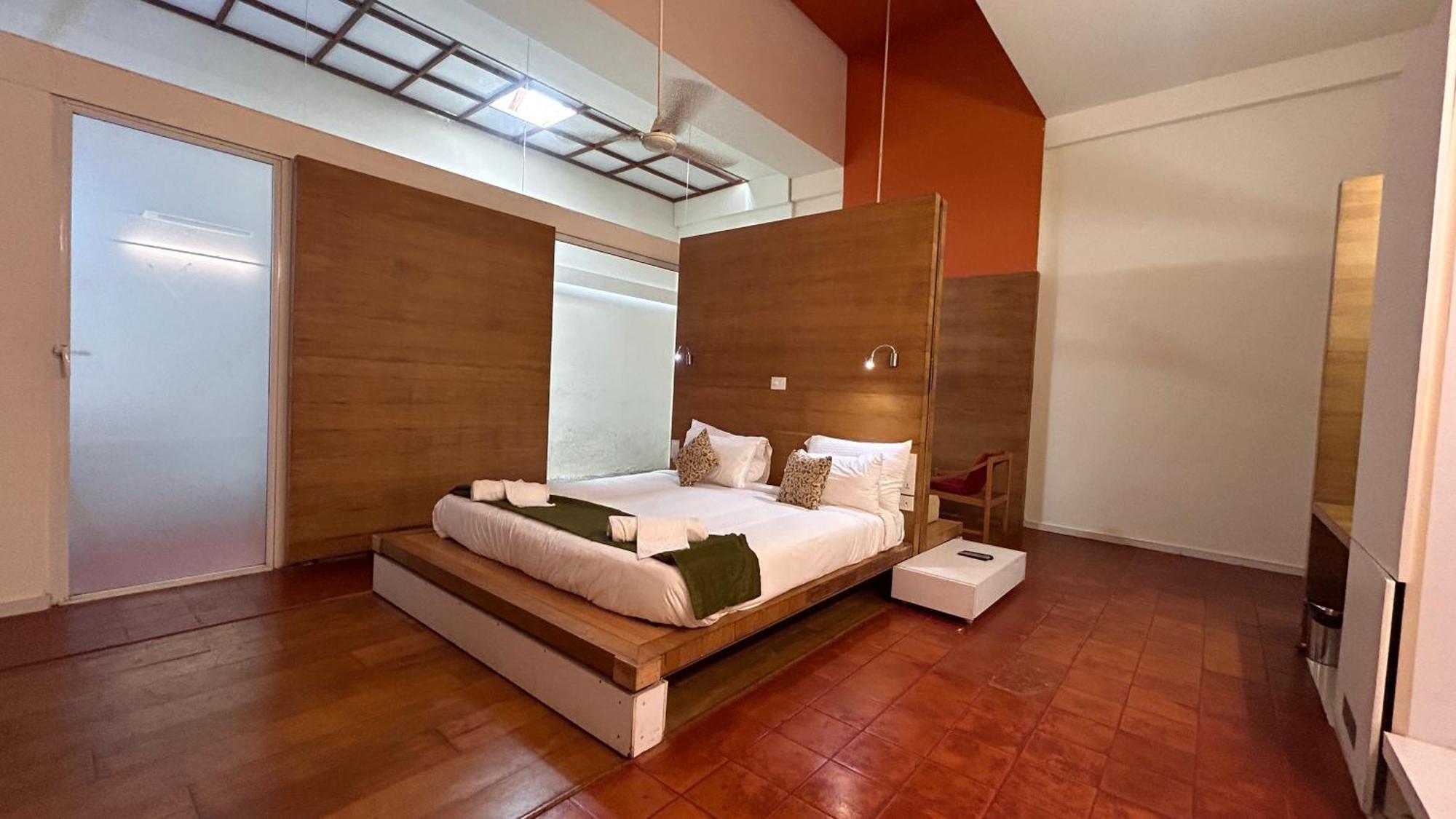 Presidency Artotel, Kochi Esterno foto